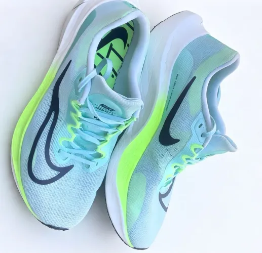 Vendo tênis Nike Zoom Fly 5
