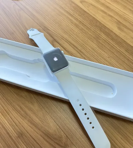 APPLE WATCH SERIE 3 38mm