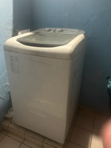 Vendo excelente máquina de lavar roupa