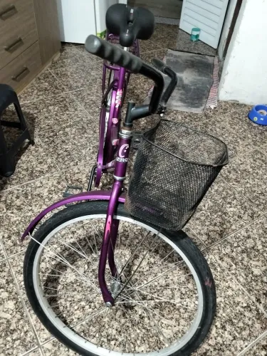 VENDO BICICLETA FEMININA CALOI CECI 2020 CONTRA PEDAL EXCELENTE ESTADO R$350,00 ACEITO CAR