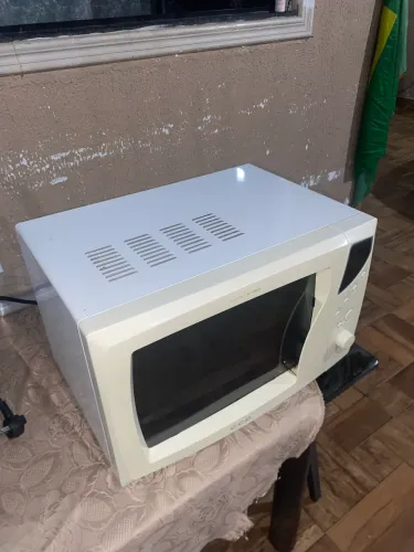 MICROONDAS CCE