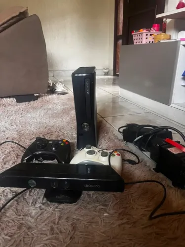 Xbox 350 + kinect