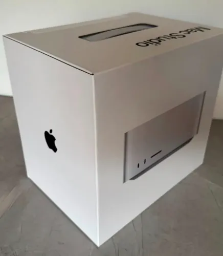 Mac Studio m3 ultra / 1 TB SSD / 96GB