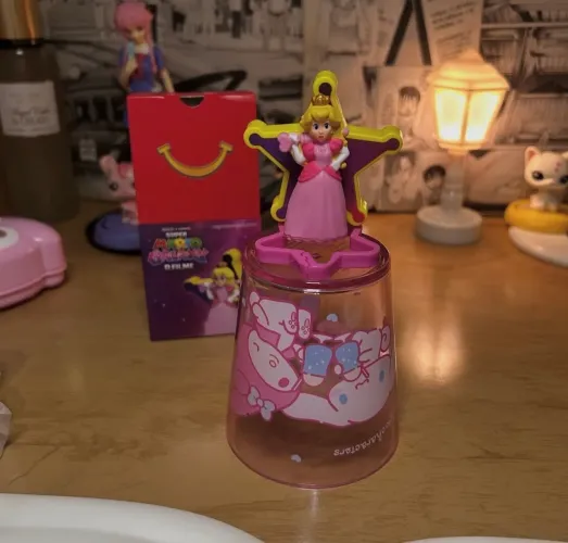 Princesa Peach - Mc donalds