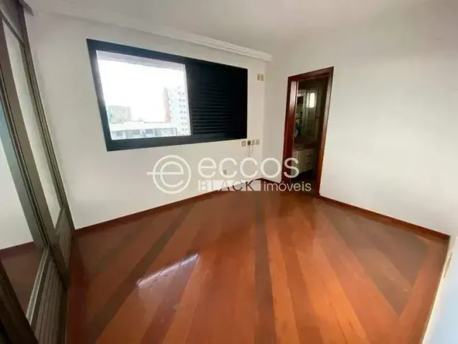 Cobertura à venda, 5 quartos, 3 suítes, 4 vagas, Belvedere - Belo Horizonte/MG