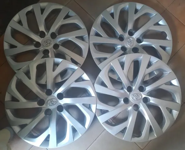 Jogo de calotas originais Toyota Corolla aro 16- 5 furos