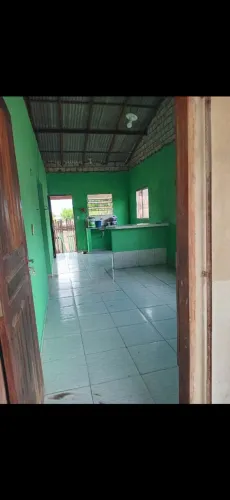 VENDE-SE CASA NO BAIRRO DO JUÁ