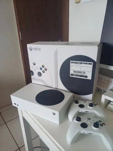 XBOX SERIES S SEMINOVO