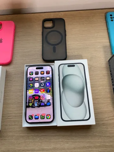 iPhone 15 256gb