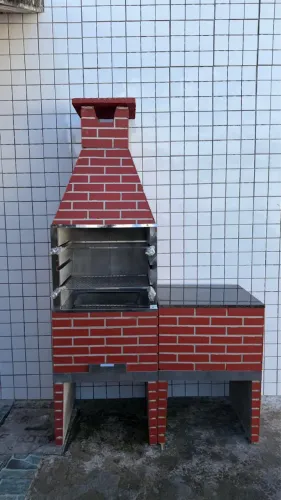 Churrasqueira com bancada