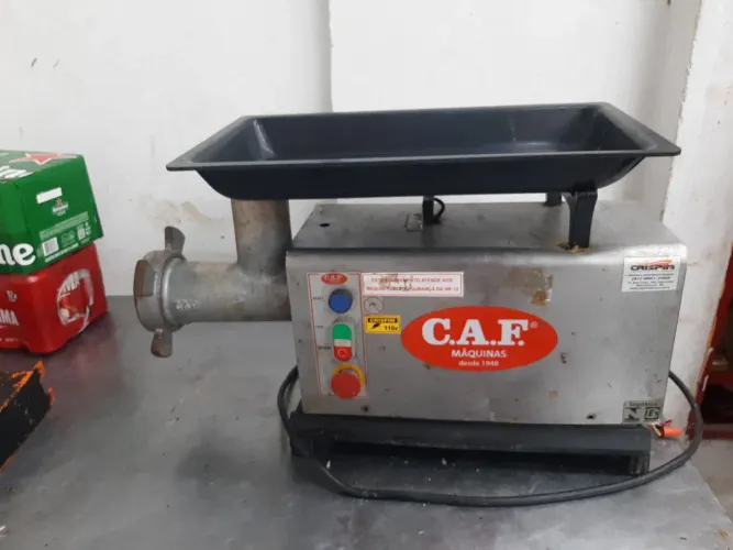 Vendo máquinario de acougue completo