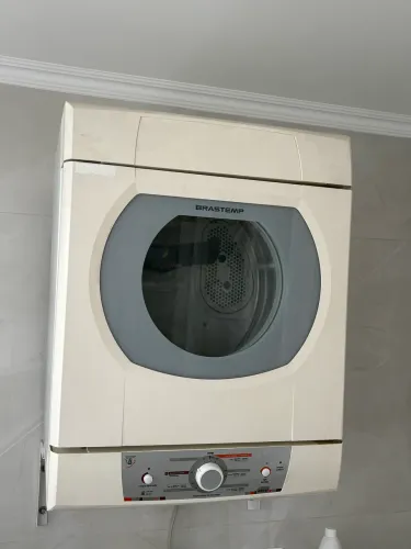 Secadora Brastemp 10kg suspensa
