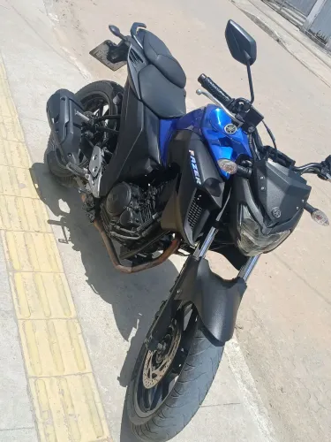 Fazer 250c