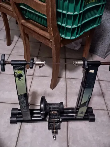 Vendo Rolo para Treinos de Bicicleta