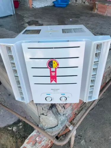 Ar condicionado 10 mil btus 127v