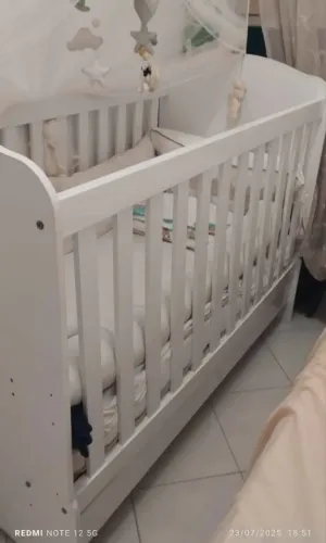 Berço novo com colchão