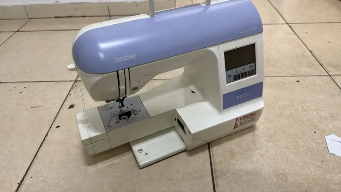 Bordadeira Máquina Computadorizada Brother PE-770 bordar bordado  