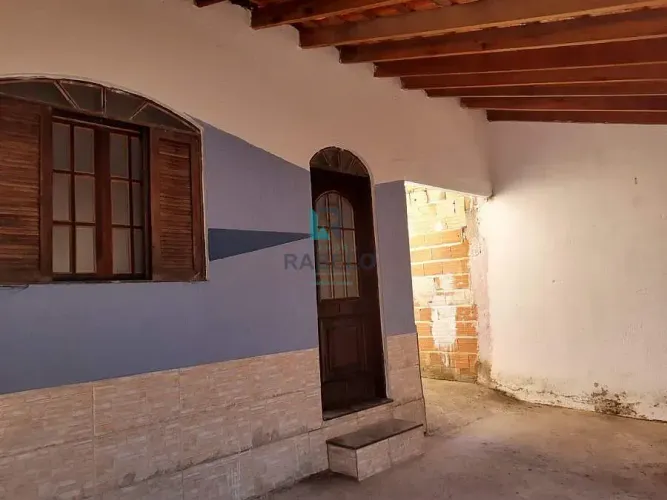 CASA COM 2 QUARTOS NA VILA RICA EM LORENA-SP