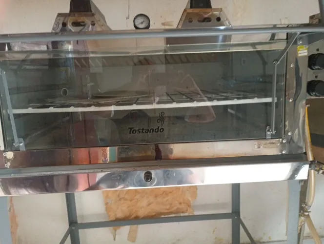 Forno para pizza e bolo novíssimo