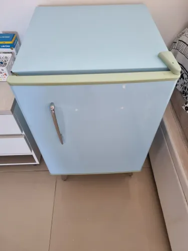 Frigobar retrô