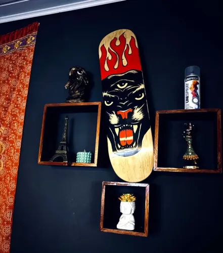 Shape de skate personalizado à mão - peça única envernizada