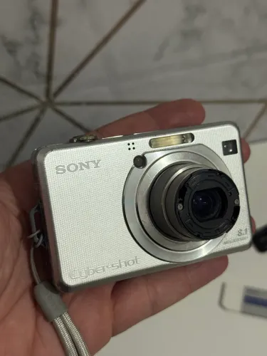 Camera sony cyber shor dsc-100 ano 2006