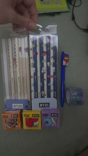 Kit Papelaria BT21 - BTS (itens oficiais licenciados)