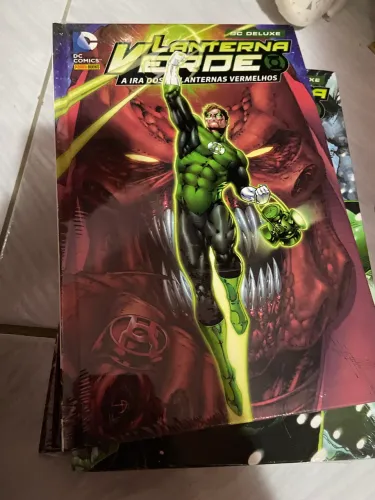 Hq-Lanterna Verde Ira dos Lanternas Vermelhos 