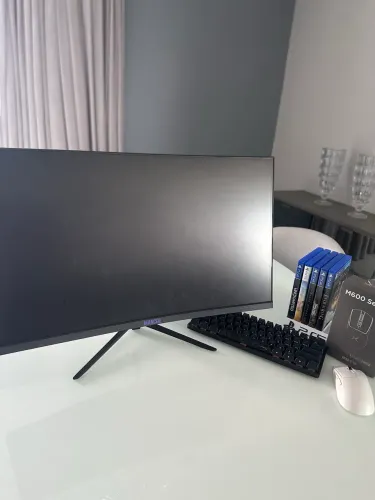 Monitor 180 hz