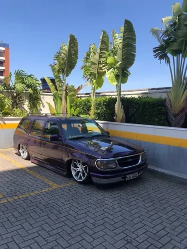 Ford Explorer XL 4X2 4.0 V6 1996