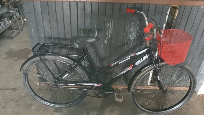 Vende se essa bicicleta nova entrego