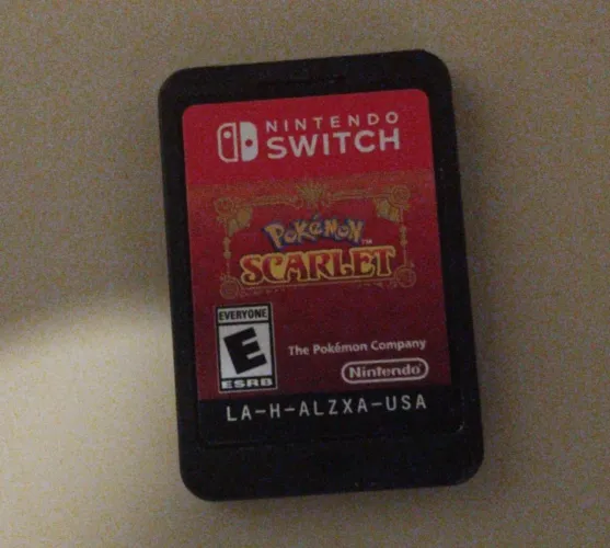 Pokemon Scarlet usado em excelente estado