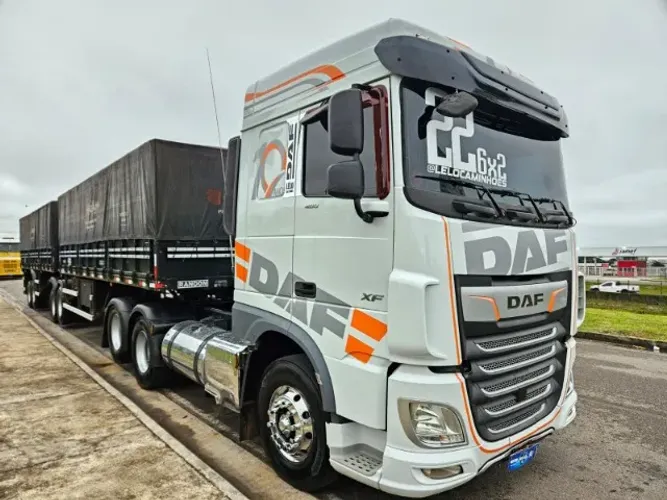 DAF XF 460 6x2 Ano 2022 Automático geladeira + Bitrem Graneleiro Randon ano 20 7.5x1.80