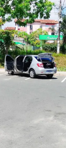 Renault Logan Life Flex 1.0 12V 4P Mec. 2021