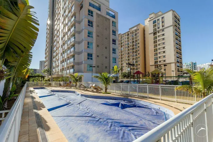 Apartamento de 1 quarto mobiliado com vaga de garagem para alugar em Águas Claras - Edifíc