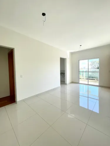 Apartamento para venda possui 72 metros quadrados com 3 quartos em Jardim Barão - Franca -