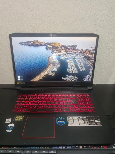 Acer nitro 5 i5 9° gen gtx1650