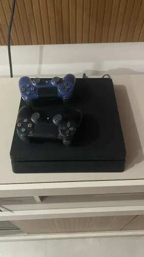 PlayStation 4 slim 1 TB 