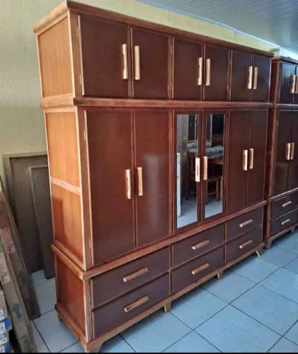Guarda roupa novo triplex 6 portas 6 gavetas gigante faço entrega.. entrega a combinar 