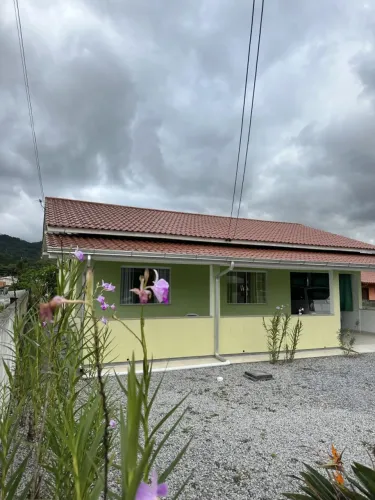 Casa para Venda em Paulo Lopes, Freitas, 2 dormitórios, 1 suíte, 1 banheiro, 2 vagas