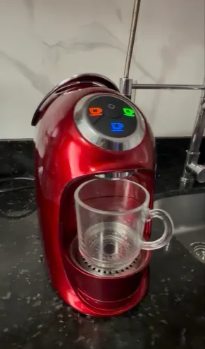 CAFETEIRA ELETRICA 3 CORAÇÕES CAPSULAS-FUNCIONANDO PERFEITAMENTE