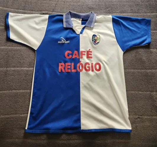 Camisa Camacha da Ilha da Madeira de Portugal
