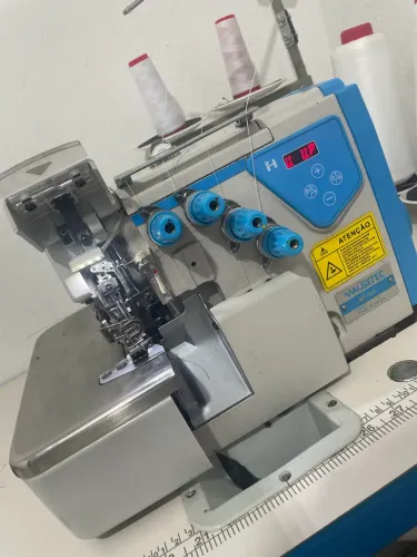Máquina Overloque Ponto Cadeia Semi Nova - Completa