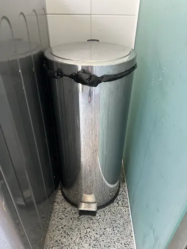 Lixeira inox Tramontina 30l