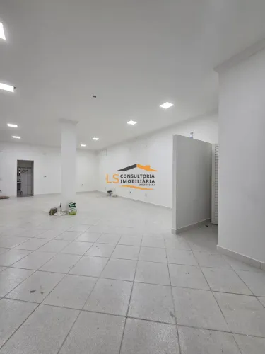 Salao Comercial com 100 metros