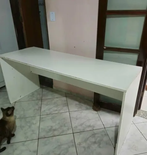 Escrivaninha Branca