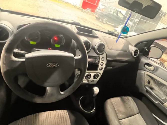 Ford Fiesta Sed. 1.6 8V Flex 4P 2011
