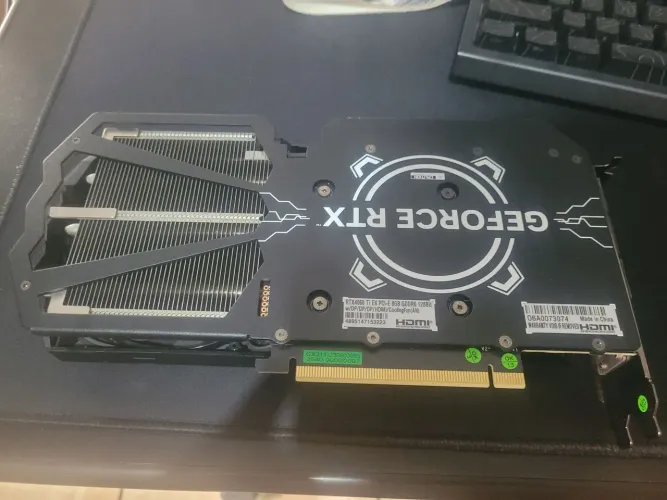 RTX 4060 TI (USADO-excelente)