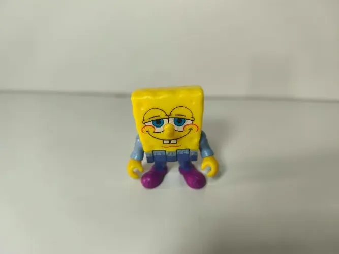 BONECO BOB ESPONJA USADO