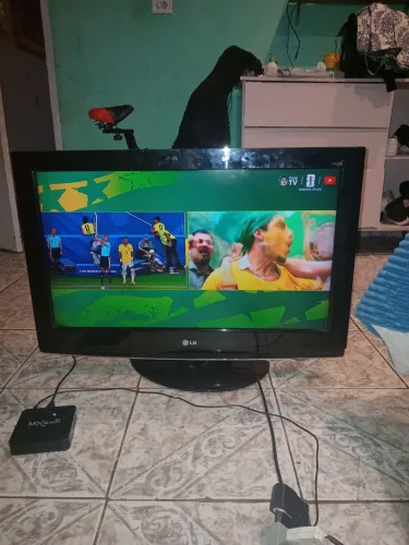 Vende se tv lg